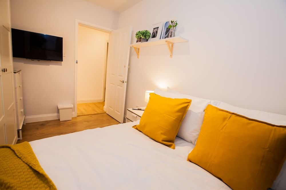 undefined Modern London Home near Clapham 7