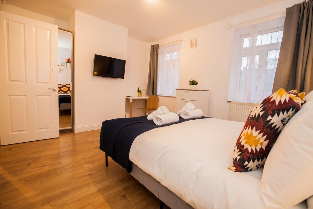 undefined Modern London Home near Clapham 9