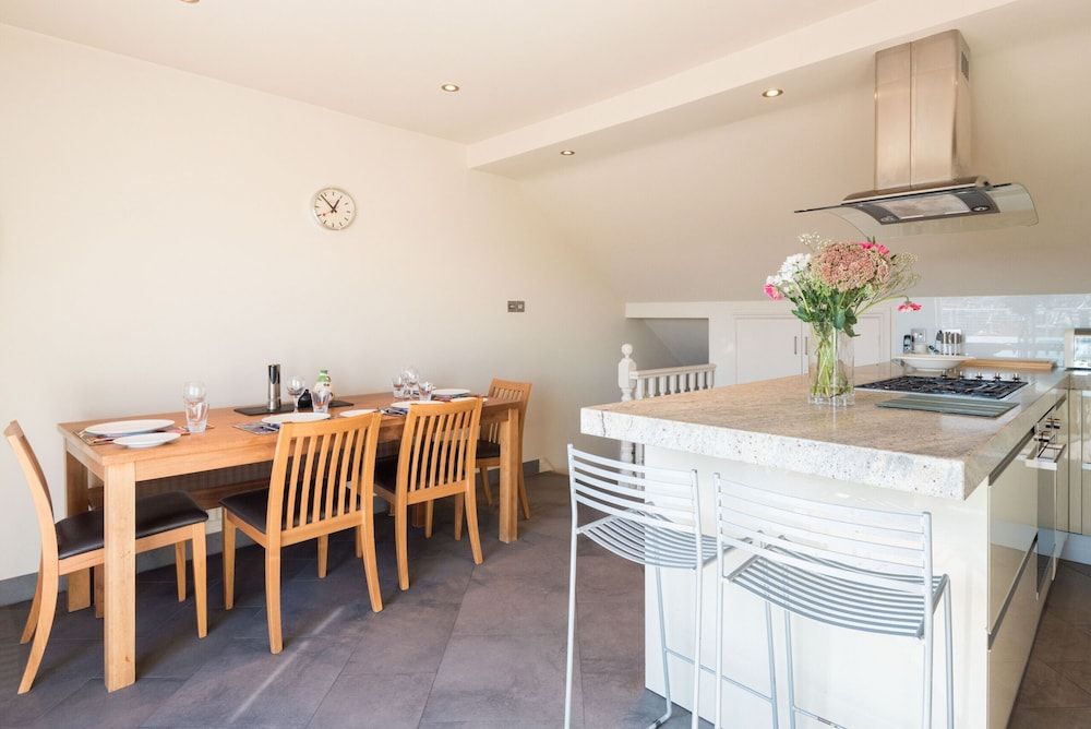 undefined Picturesque Parsons Green 6