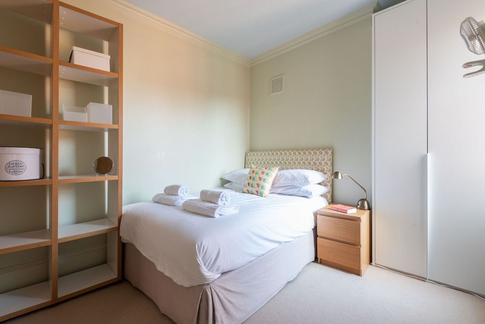 Picturesque Parsons Green Apartment (2 Bedrooms) 2