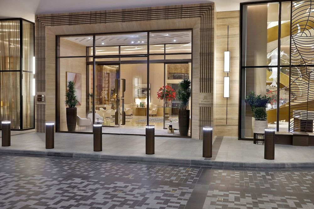 undefined The St. Regis Dubai, The Palm 3