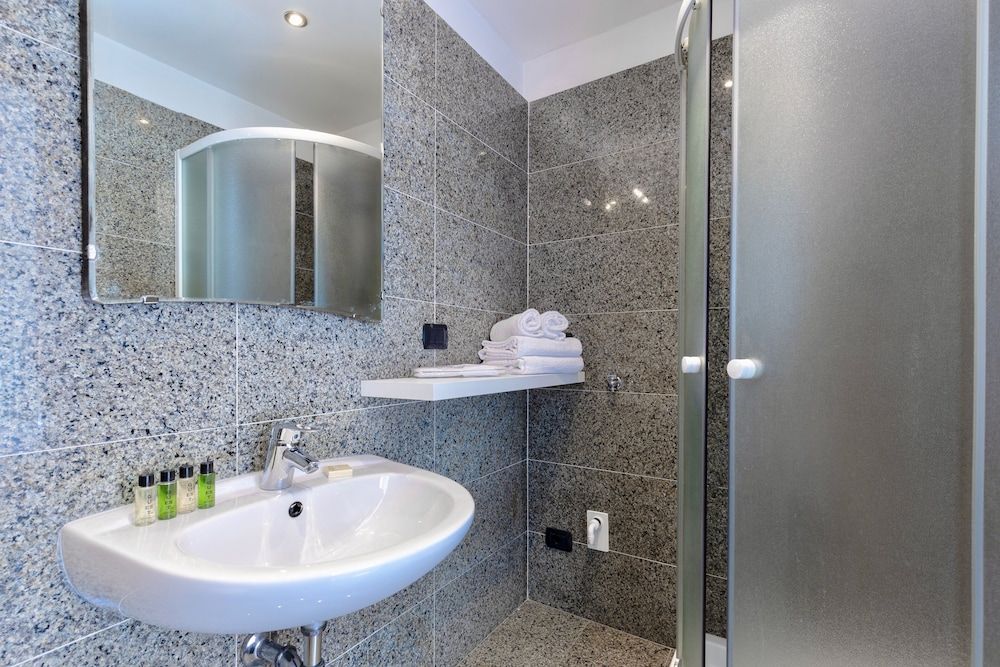 Aiello Suites Milan Double Room 23