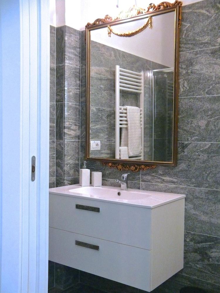 Aiello Suites Milan Double Room 27