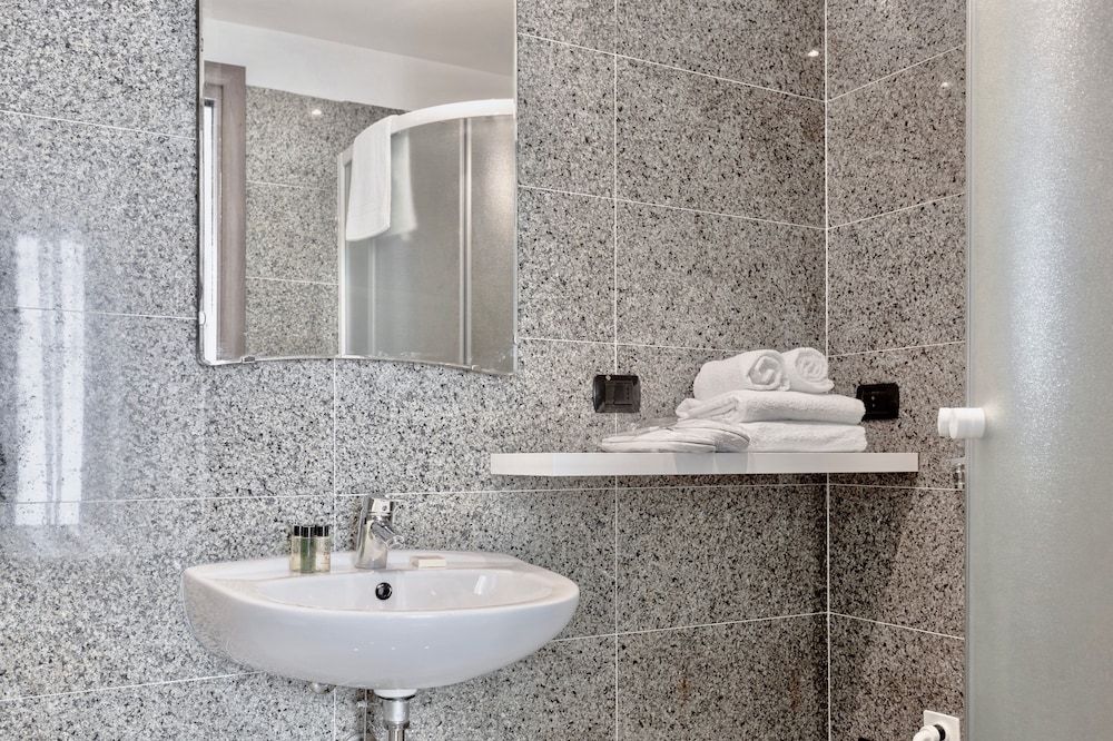 Aiello Suites Milan Double Room 22