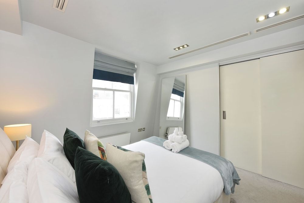 London Choice Apartments - Mayfair Two Superior Apartment 4
