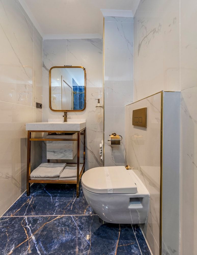 Porta Romanos Hotel Deluxe Room, Terrace 6