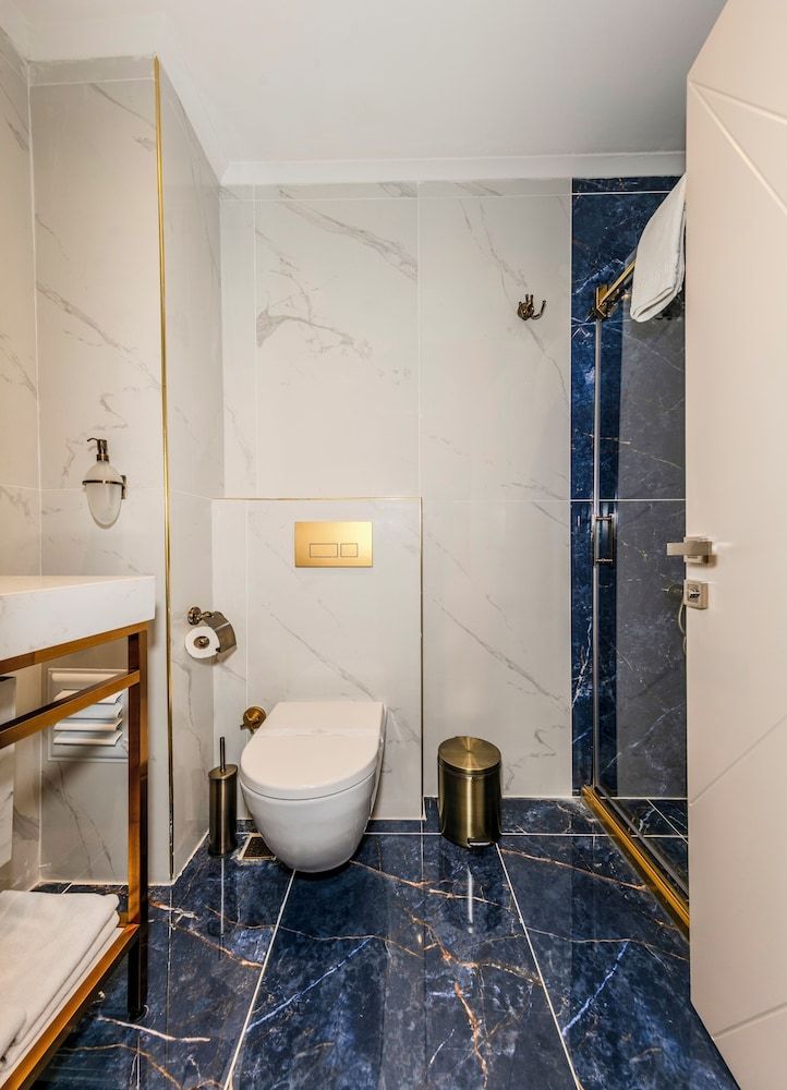 Porta Romanos Hotel Deluxe Room, Terrace 7