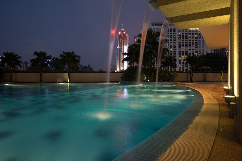 undefined OYO Home 89446 Amazing 2 Bedroom Crest 7