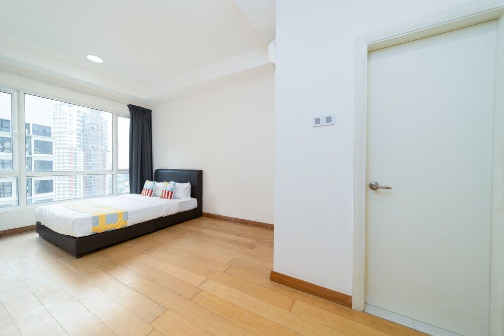 OYO Home 89446 Amazing 2 Bedroom Crest Classic Room 23