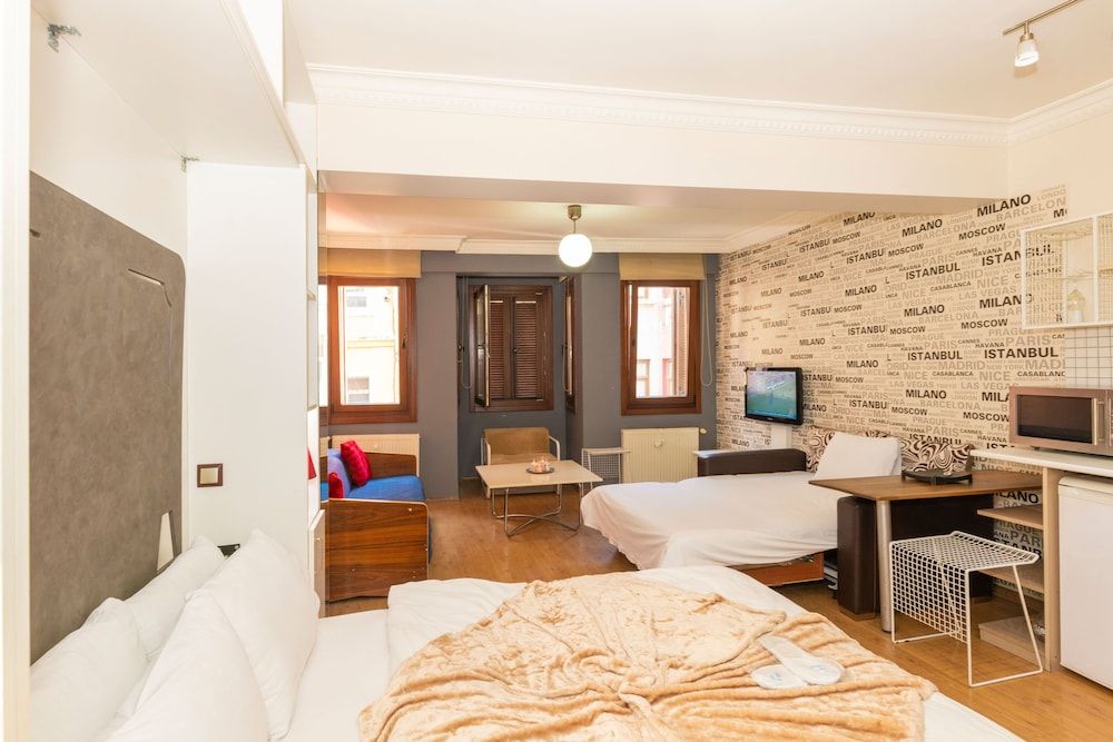 undefined Opera House Hotel 7