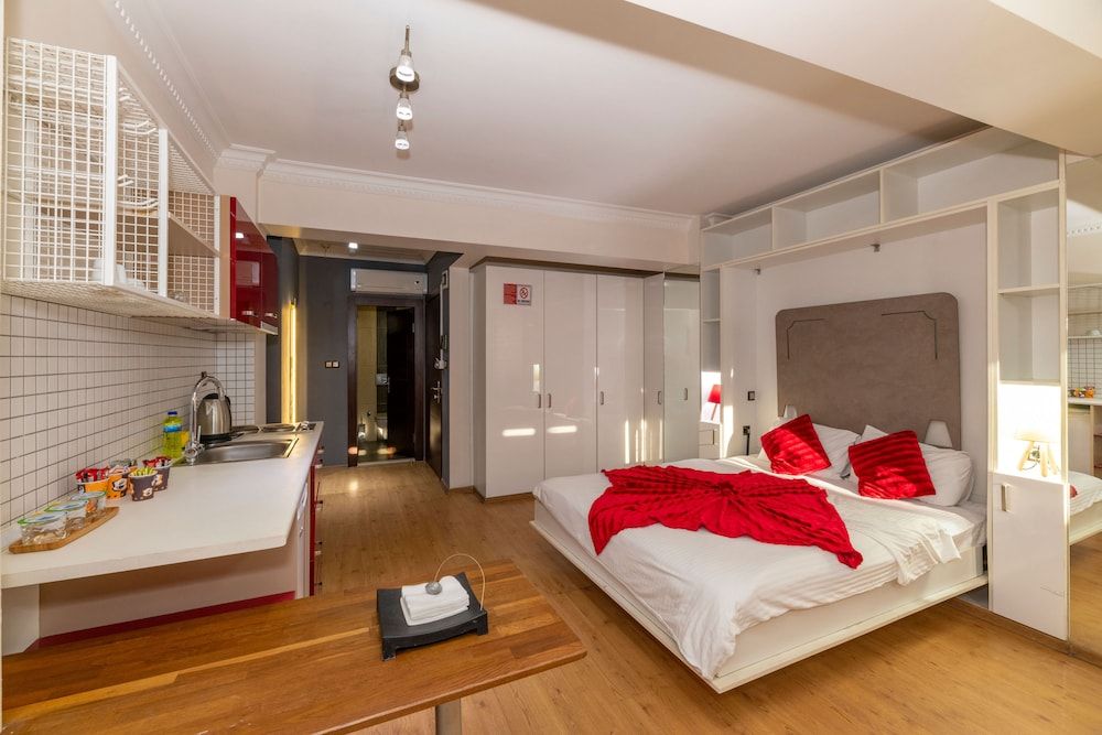 undefined Opera House Hotel 8