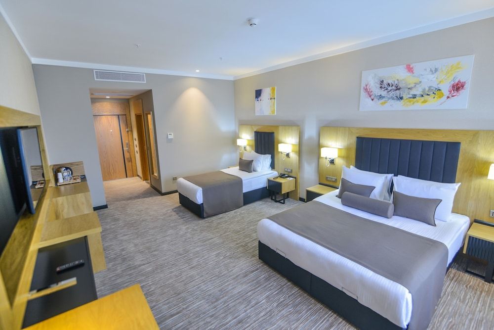 undefined Serenity Comfort Hotel