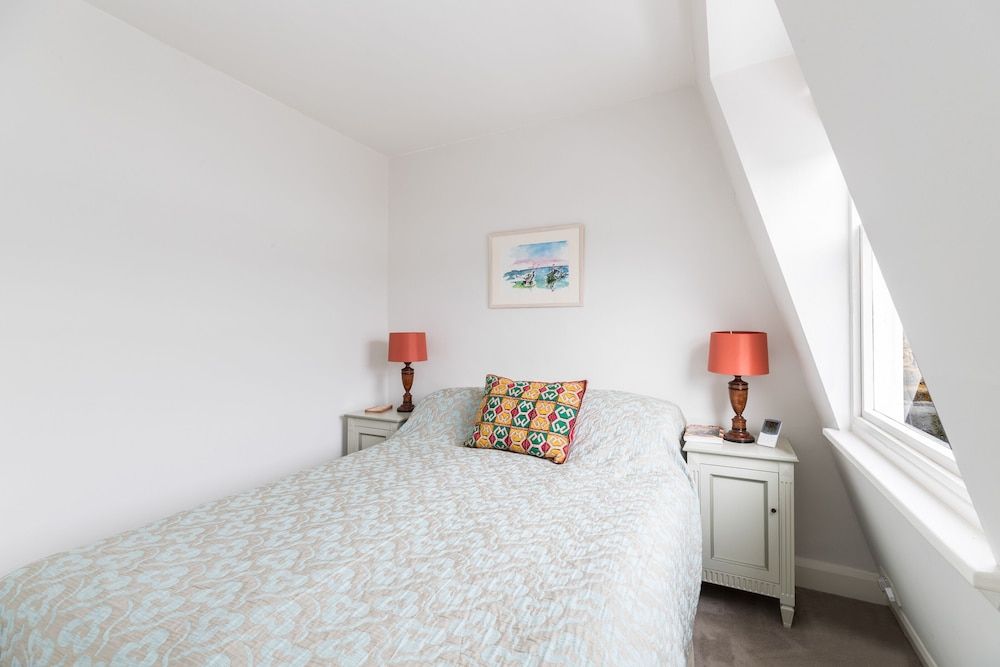 undefined JOIVY Pimlico Flat with Terrace for 3 9