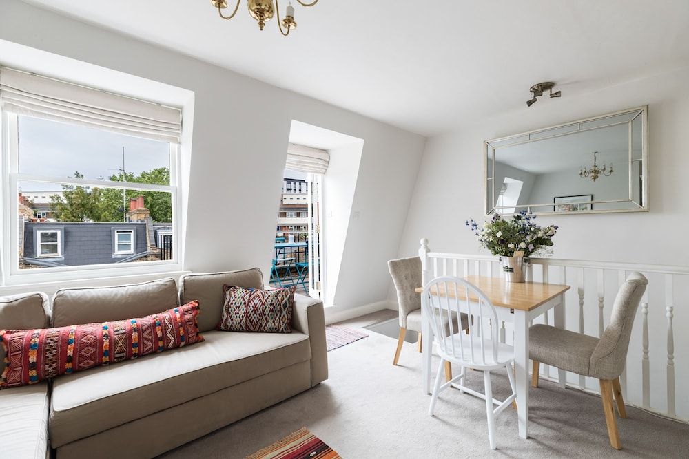 JOIVY Pimlico Flat with Terrace for 3 Apartment (1 Bedroom) 11