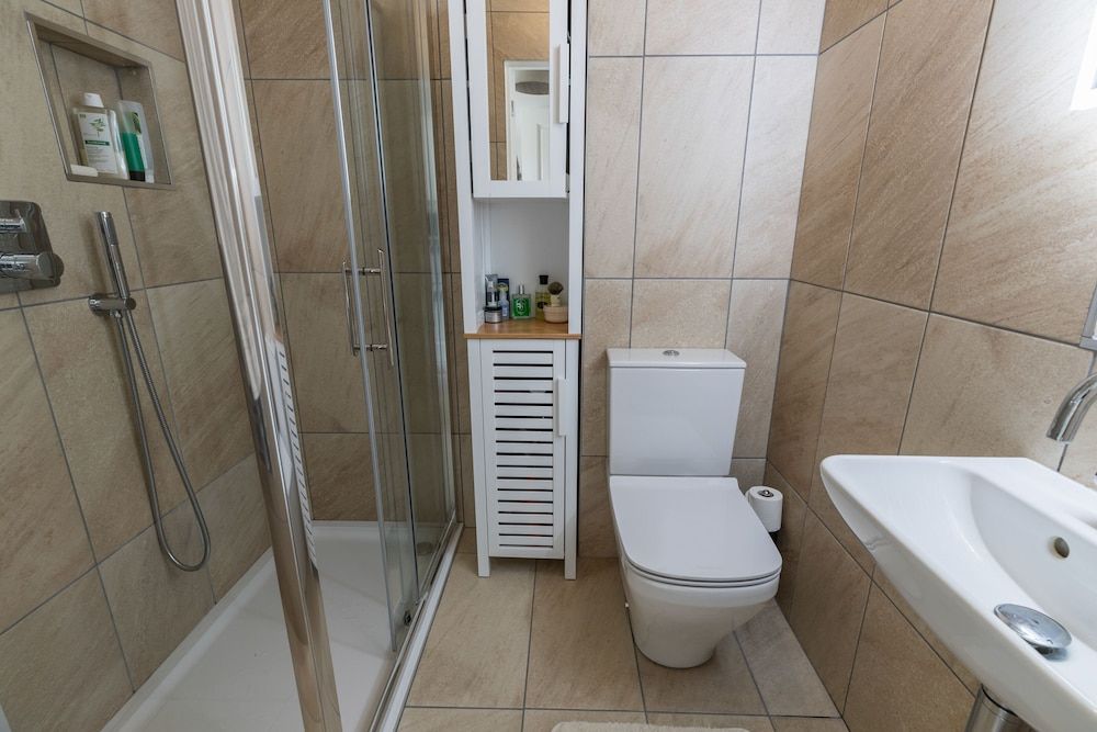 JOIVY Pimlico Flat with Terrace for 3 Apartment (1 Bedroom) 12