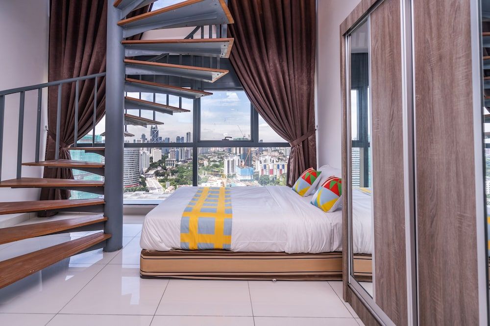 undefined OYO Home 89599 Beautiful 2br 3 Towers