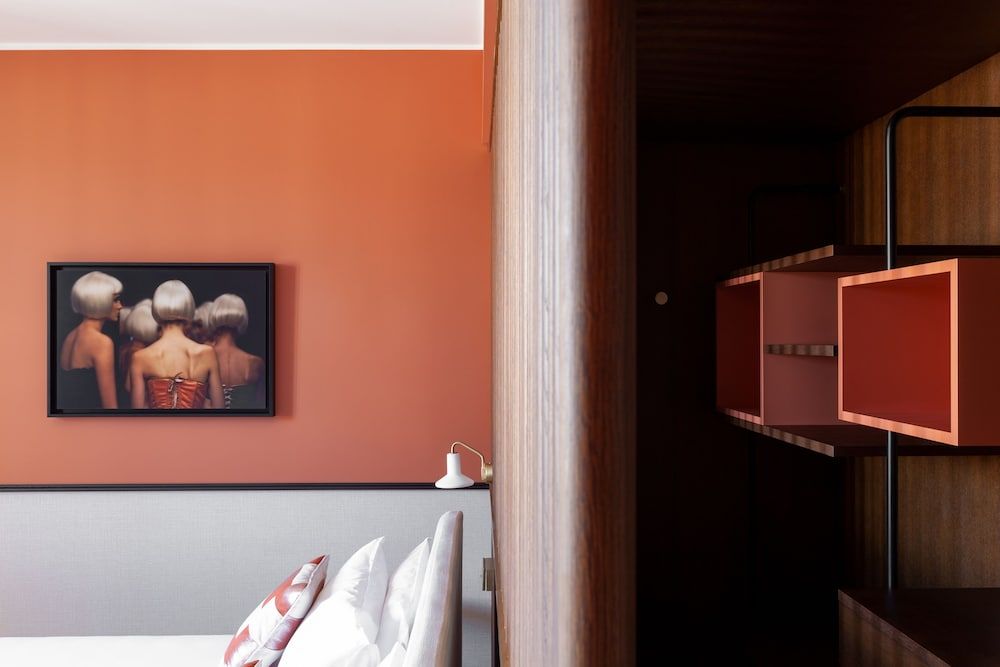 Amabilia Suites Double Room (Cathedral view) 12