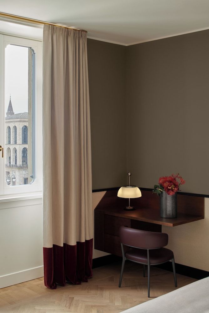 Amabilia Suites Double Room (Cathedral view) 22