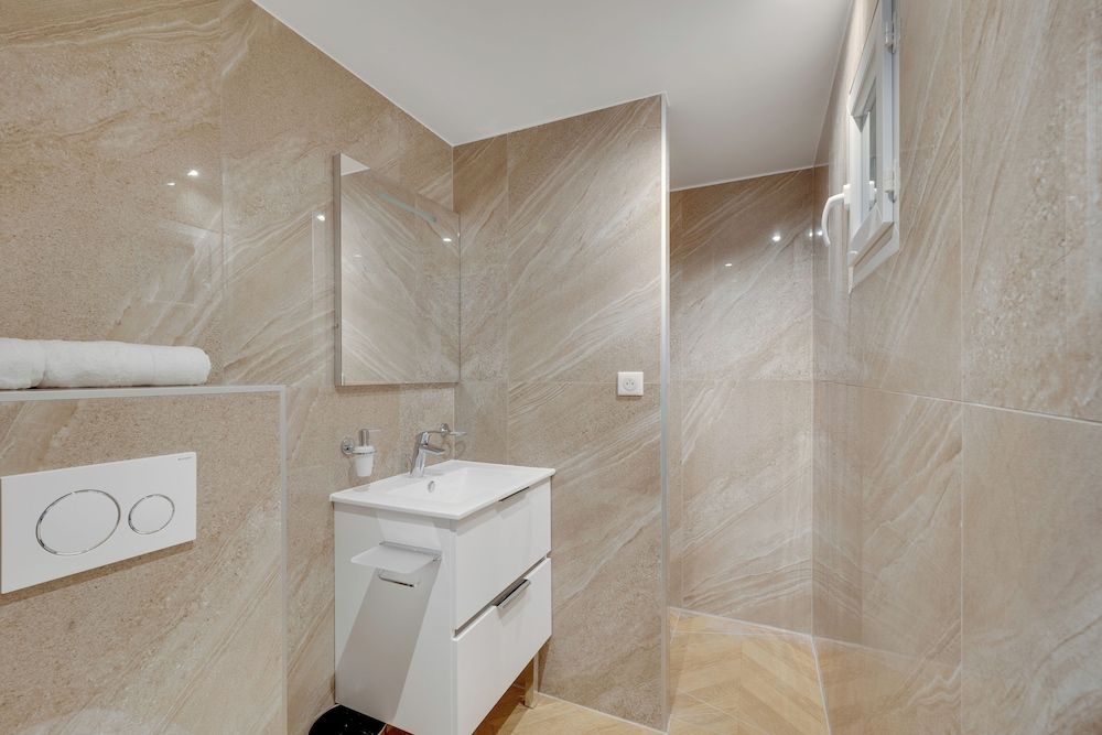 Le Bellevue Apartment, 1 Queen Bed with Sofa bed 11