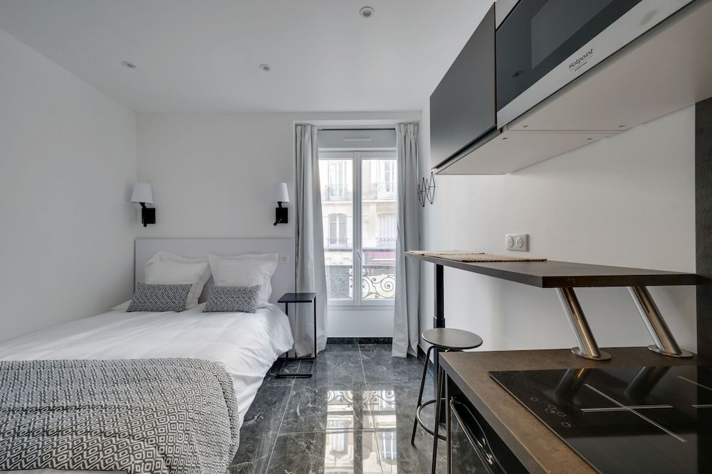 undefined Le Bellevue 9