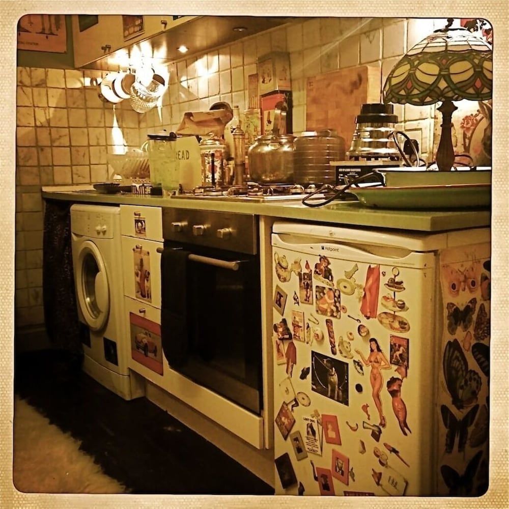 undefined Boutique Bijoux Garden Flat in Vibrant Oval 5