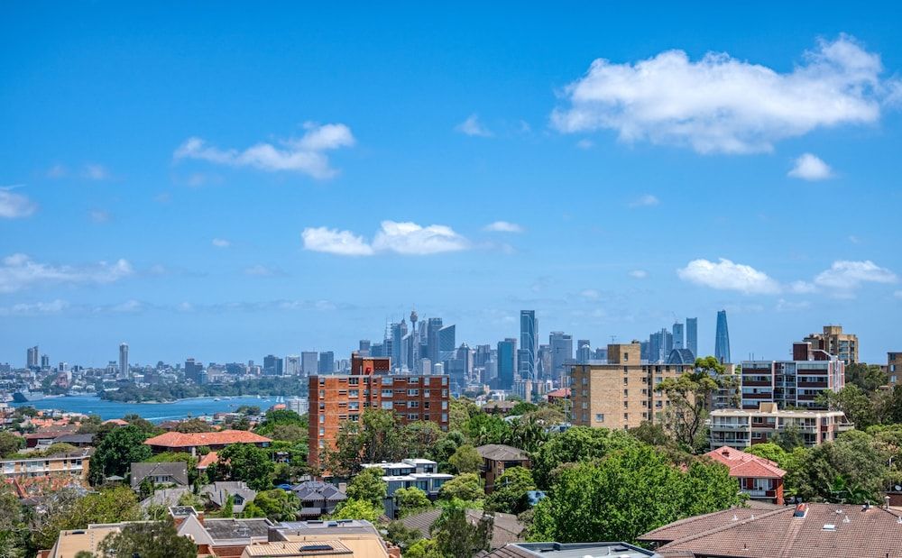 Park Regis Concierge Apartments Studio Apartment with Harbour View 7