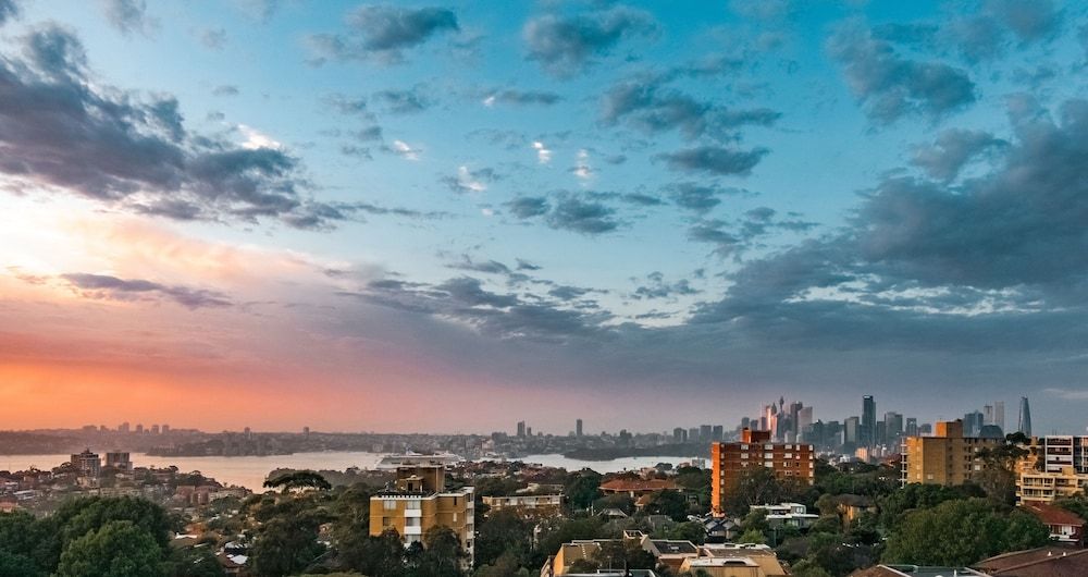 Park Regis Concierge Apartments Studio Apartment with Harbour View 8