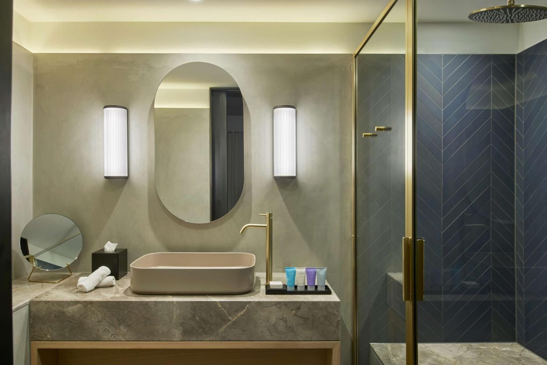 King One Bedroom Suite