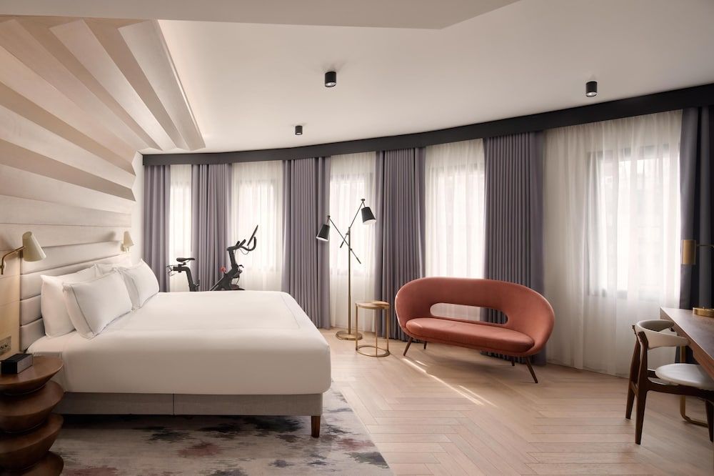 undefined Canopy by Hilton London City 7