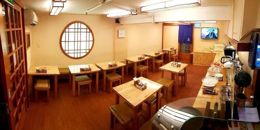 undefined Azumaya Le Thanh Ton 3