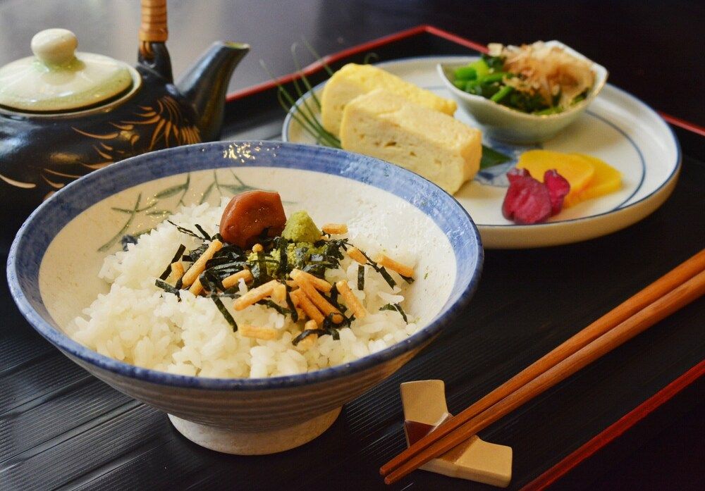 undefined Azumaya Le Thanh Ton 7