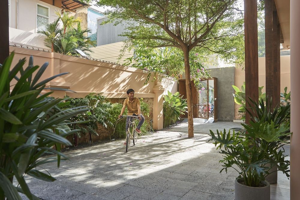 undefined M Village The Garden 6