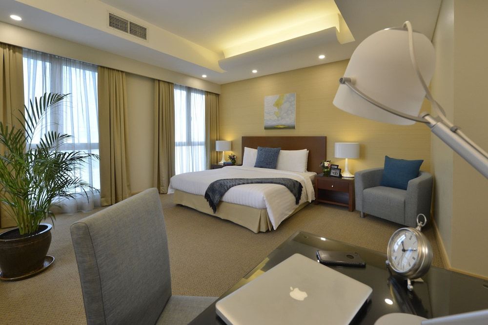 undefined Somerset Al Fateh Bahrain 2
