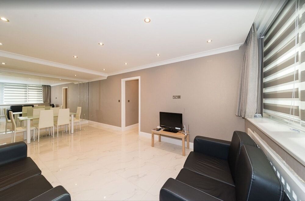 Newly Refurbished Flat Hyde Park London Family Apartment 18