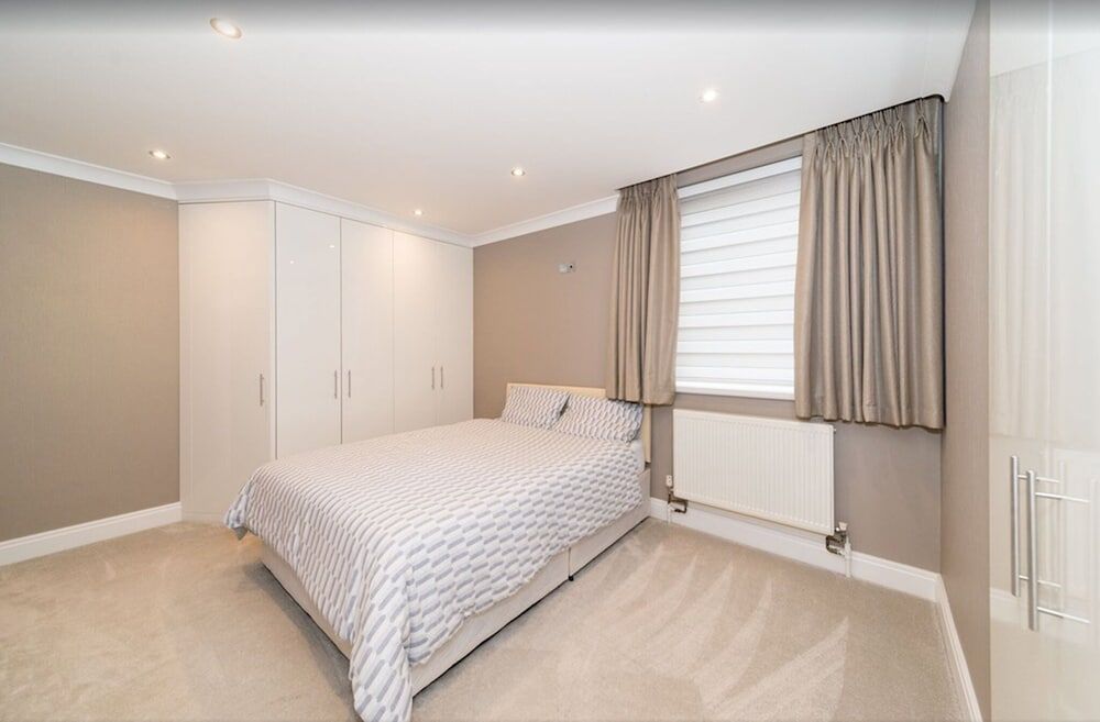 Newly Refurbished Flat Hyde Park London Family Apartment 9