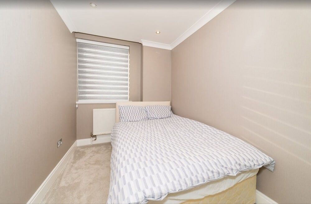 Newly Refurbished Flat Hyde Park London Family Apartment 8