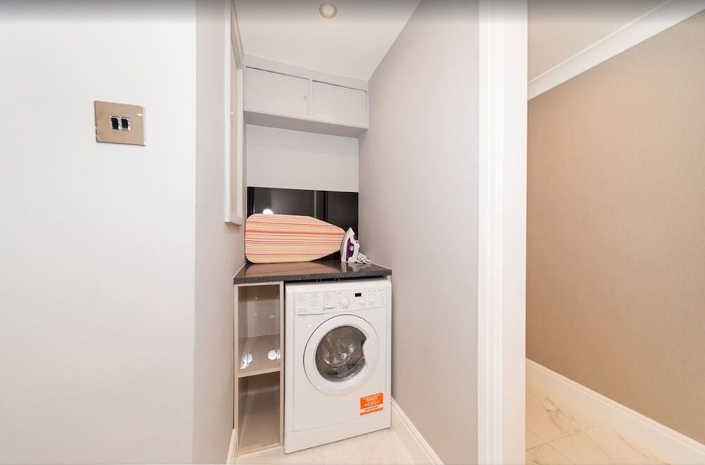 Newly Refurbished Flat Hyde Park London Family Apartment 19