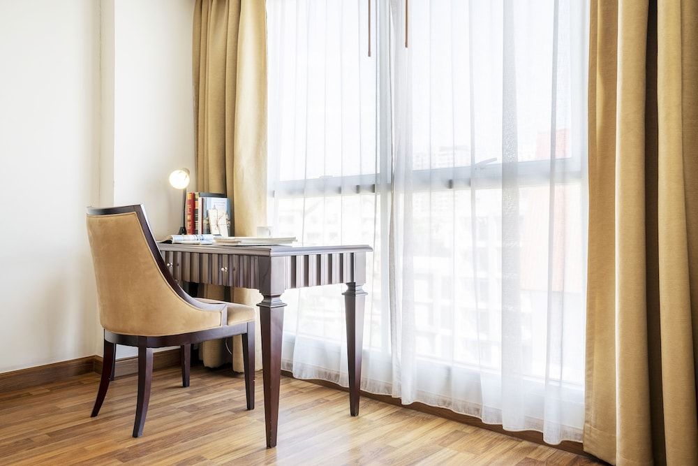 Maple Haus Sukhumvit 33 By Favstay Deluxe Room 11