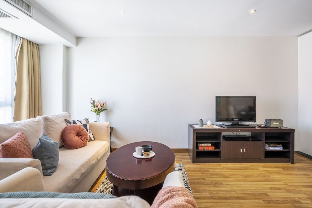 Maple Haus Sukhumvit 33 By Favstay Deluxe Triple Room 12