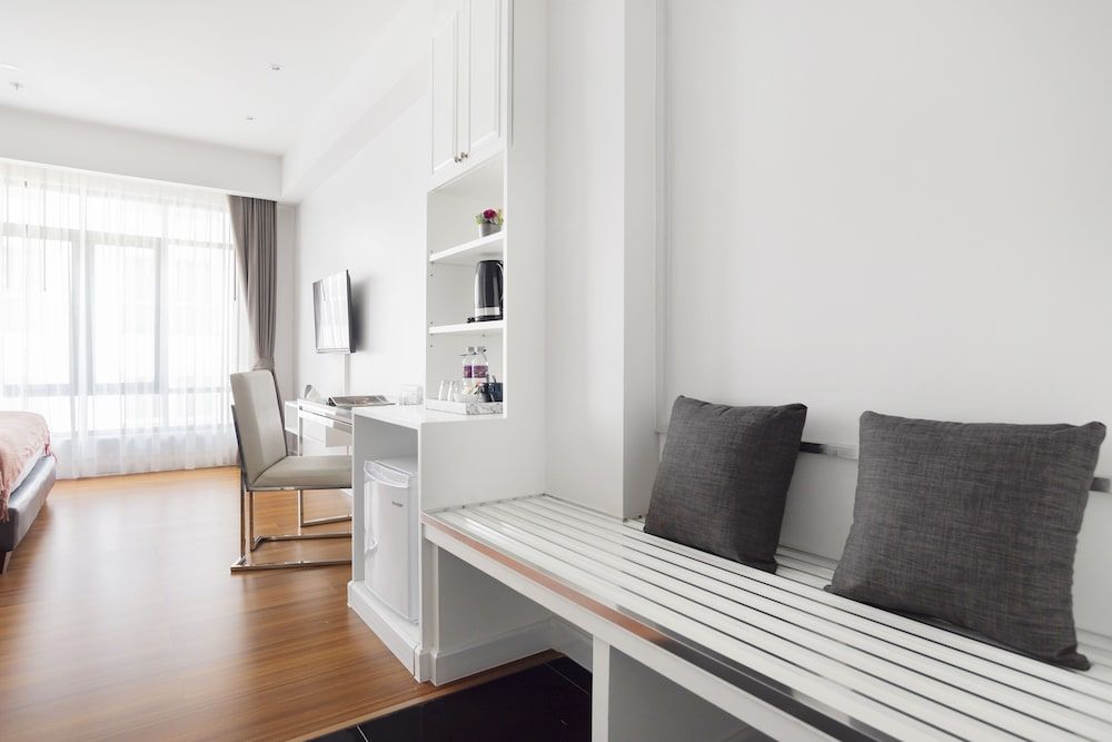 Maple Haus Sukhumvit 33 By Favstay Premier Room 9
