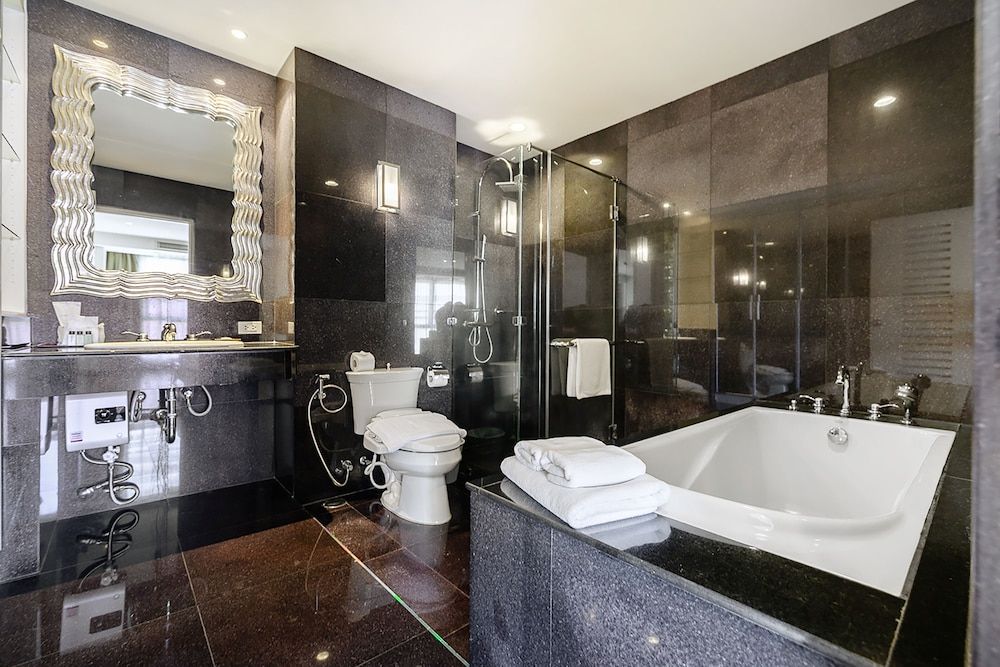 Maple Haus Sukhumvit 33 By Favstay Deluxe Room 19
