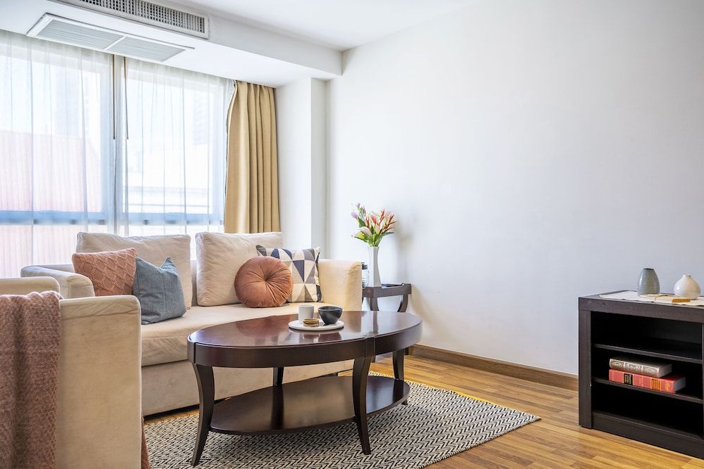 Maple Haus Sukhumvit 33 By Favstay Deluxe Triple Room 18
