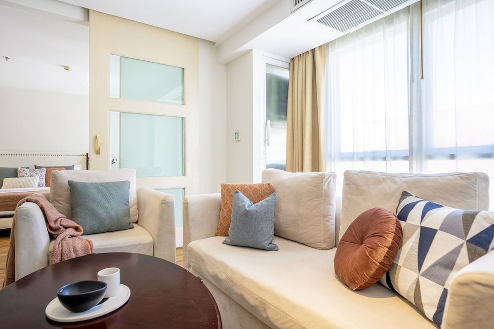 Maple Haus Sukhumvit 33 By Favstay Deluxe Room 17