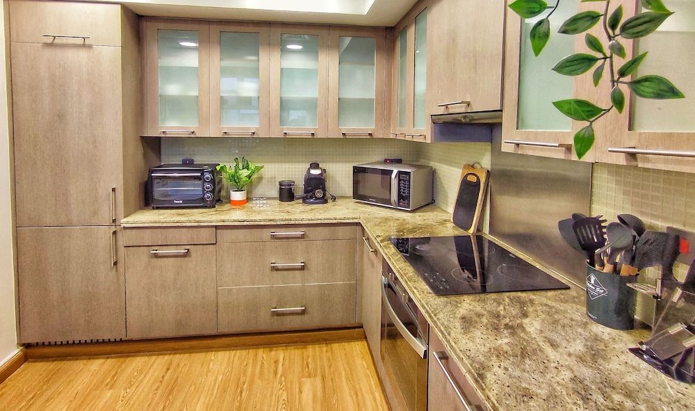 undefined Whitesage - Fountain View Stylish Apt With Spacious Terrace 3