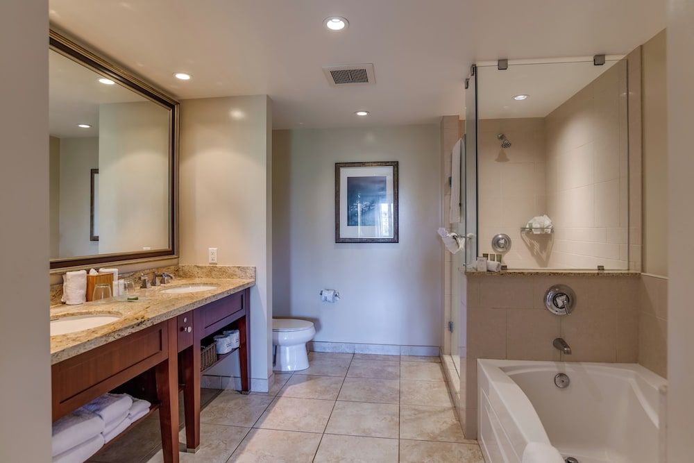 OUTRIGGER Honua Kai Resort & Spa Room, 1 Bedroom (with Den) 2