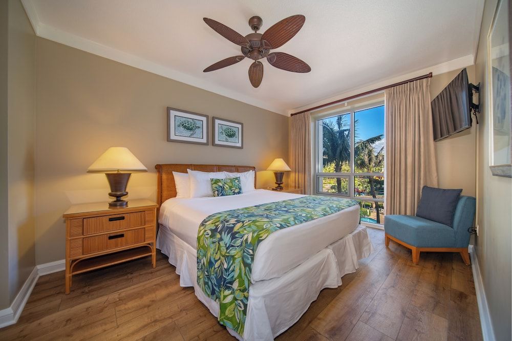 Room, 2 Bedrooms, 2 Bathrooms (Beach, Pool & Ocean View, Lanai, H305)