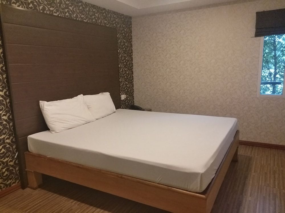 The 9 Resort Standard Double Room 8