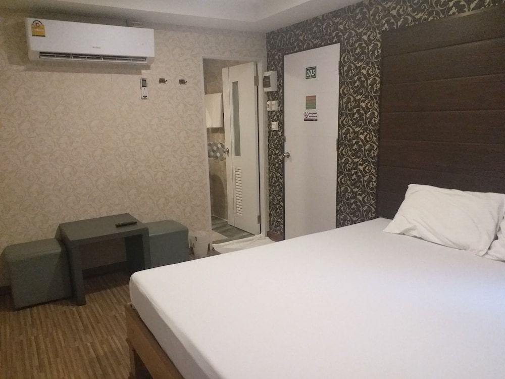 The 9 Resort Standard Double Room 9