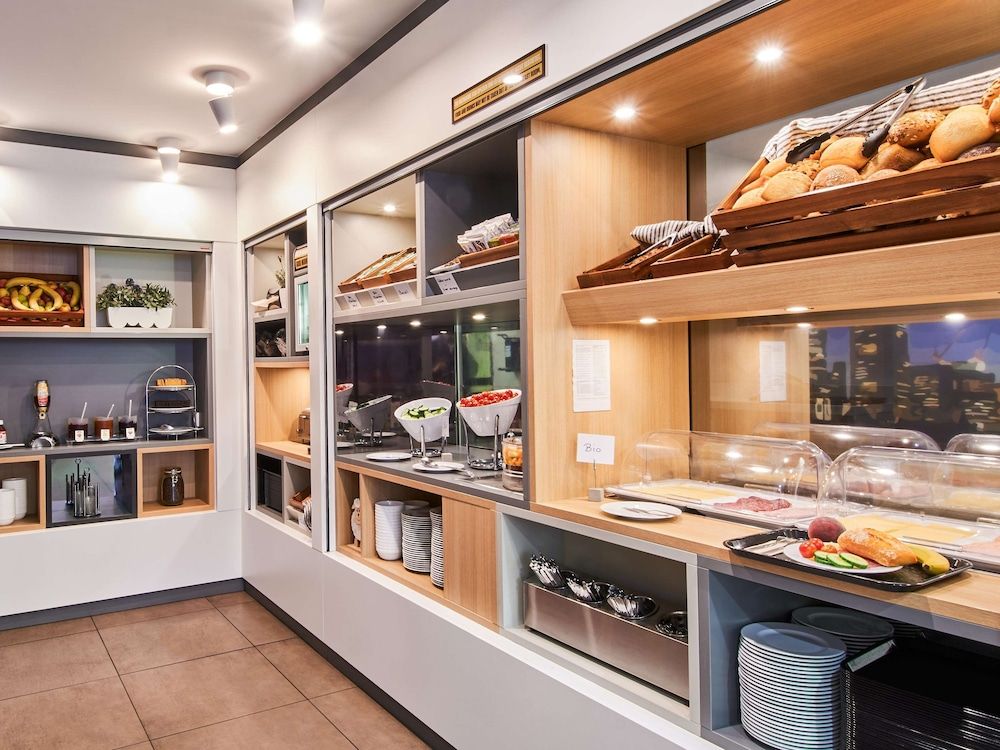 undefined B&B Hotel Frankfurt-Hbf 10