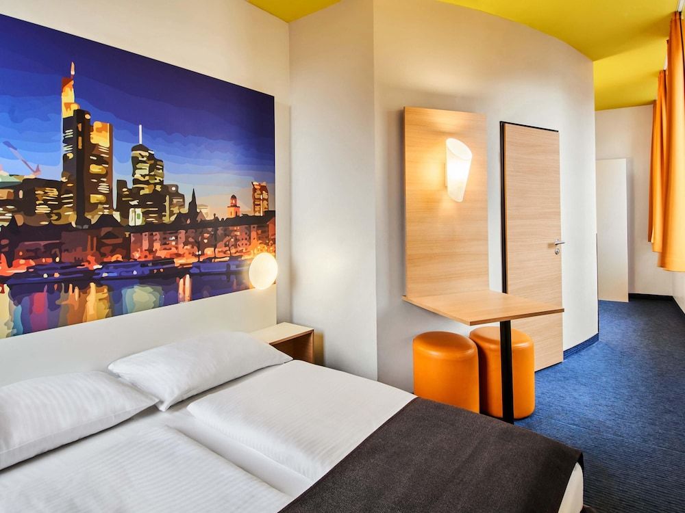 undefined B&B Hotel Frankfurt-Hbf 10